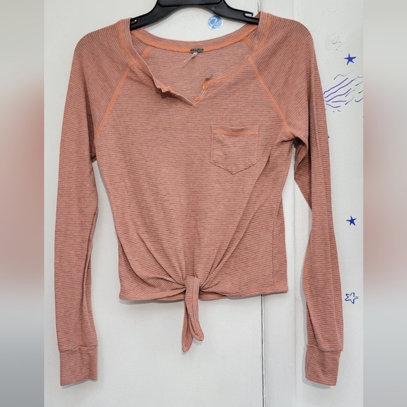 Poof! Tops - Poof Long Sleeve Knot In The Front Top Size Medium